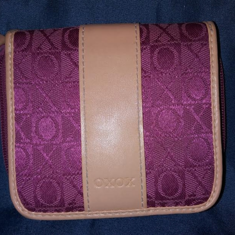 XoXo Pink Wallet